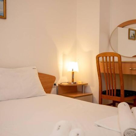 Convenient 1-Bedroom Flat Next To Harmanite Beach Sozopol Eksteriør bilde