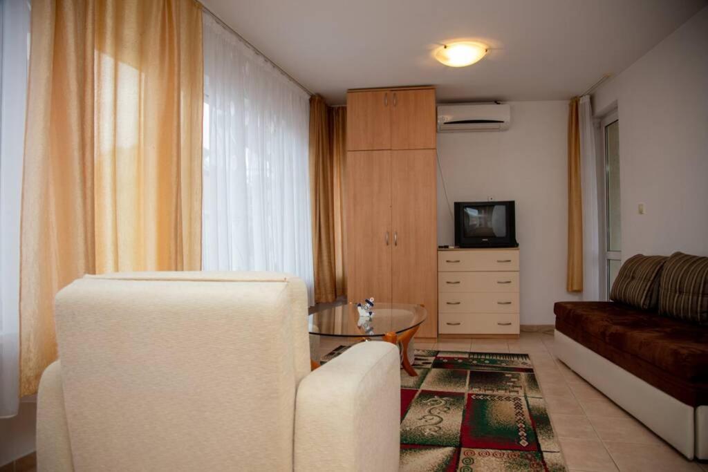Convenient 1-Bedroom Flat Next To Harmanite Beach Sozopol Eksteriør bilde