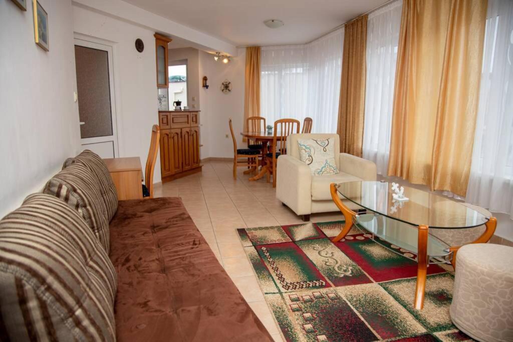 Convenient 1-Bedroom Flat Next To Harmanite Beach Sozopol Eksteriør bilde