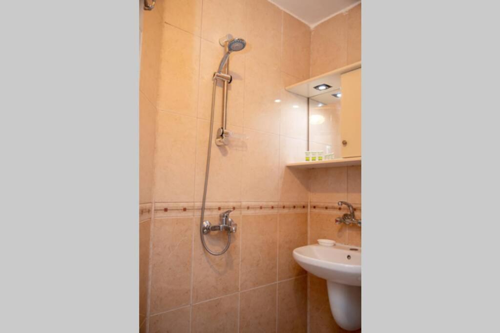 Convenient 1-Bedroom Flat Next To Harmanite Beach Sozopol Eksteriør bilde