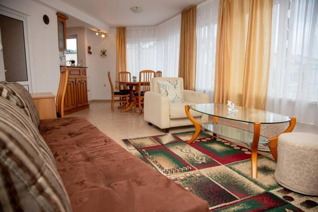 Convenient 1-Bedroom Flat Next To Harmanite Beach Sozopol Eksteriør bilde
